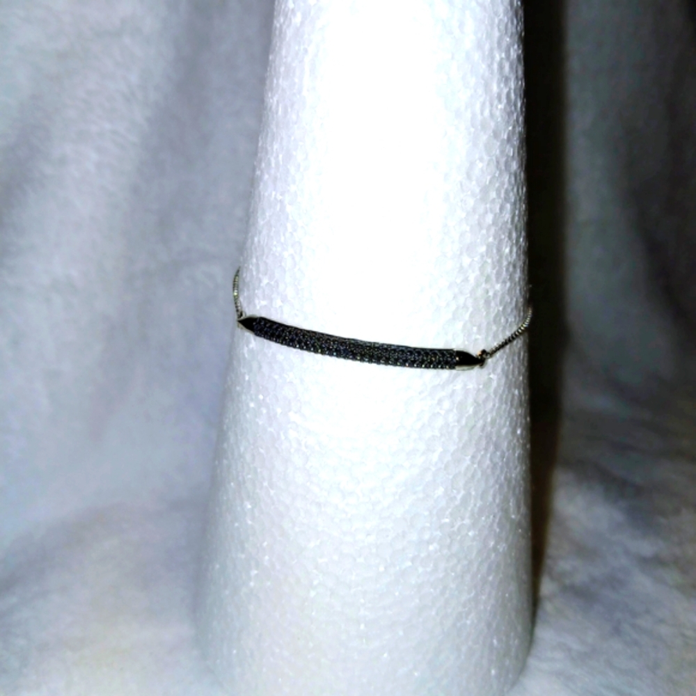 Elegant Black and Silver Bracelet